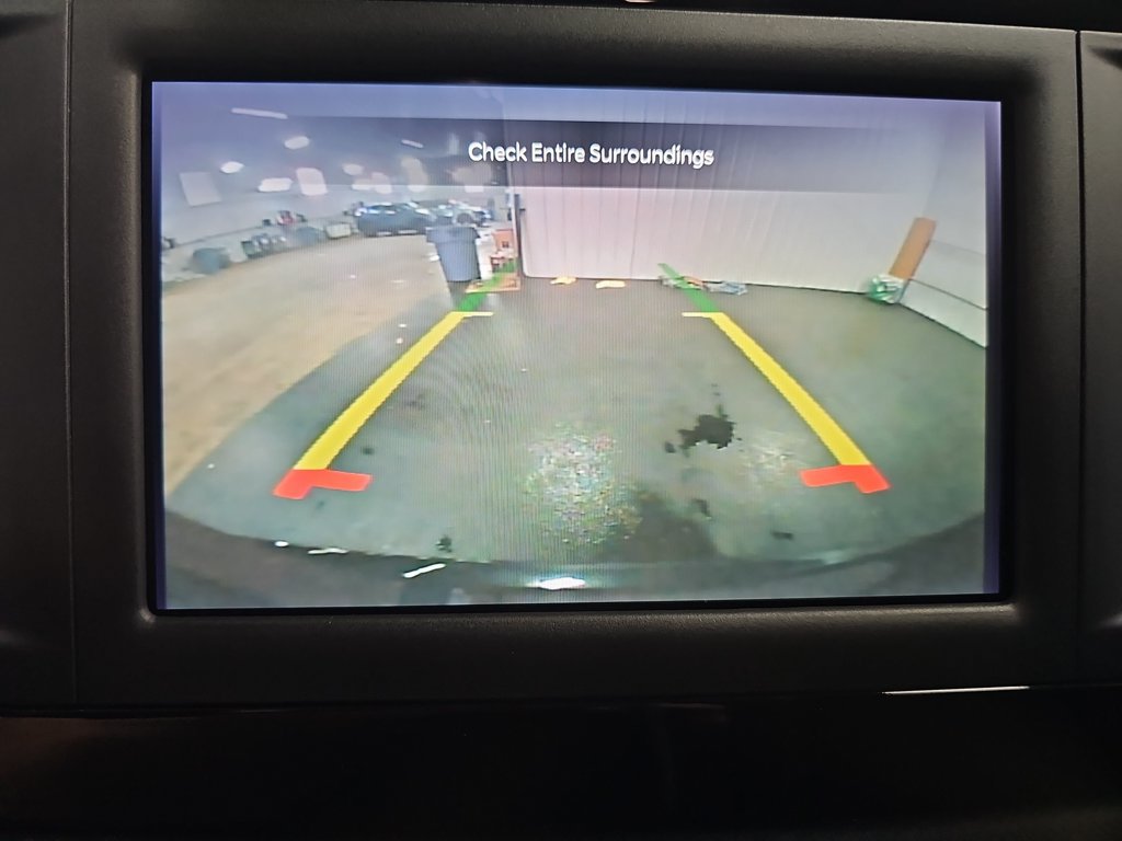 Used 2023 Chrysler Voyager LX FWD image 24