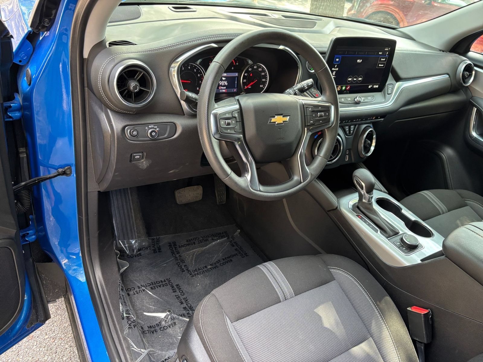 Used 2026 Chevrolet Blazer LT FWD image 33