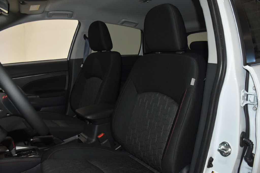 New 2027 Mitsubishi Outlander Sport LE AWD/4WD image 24