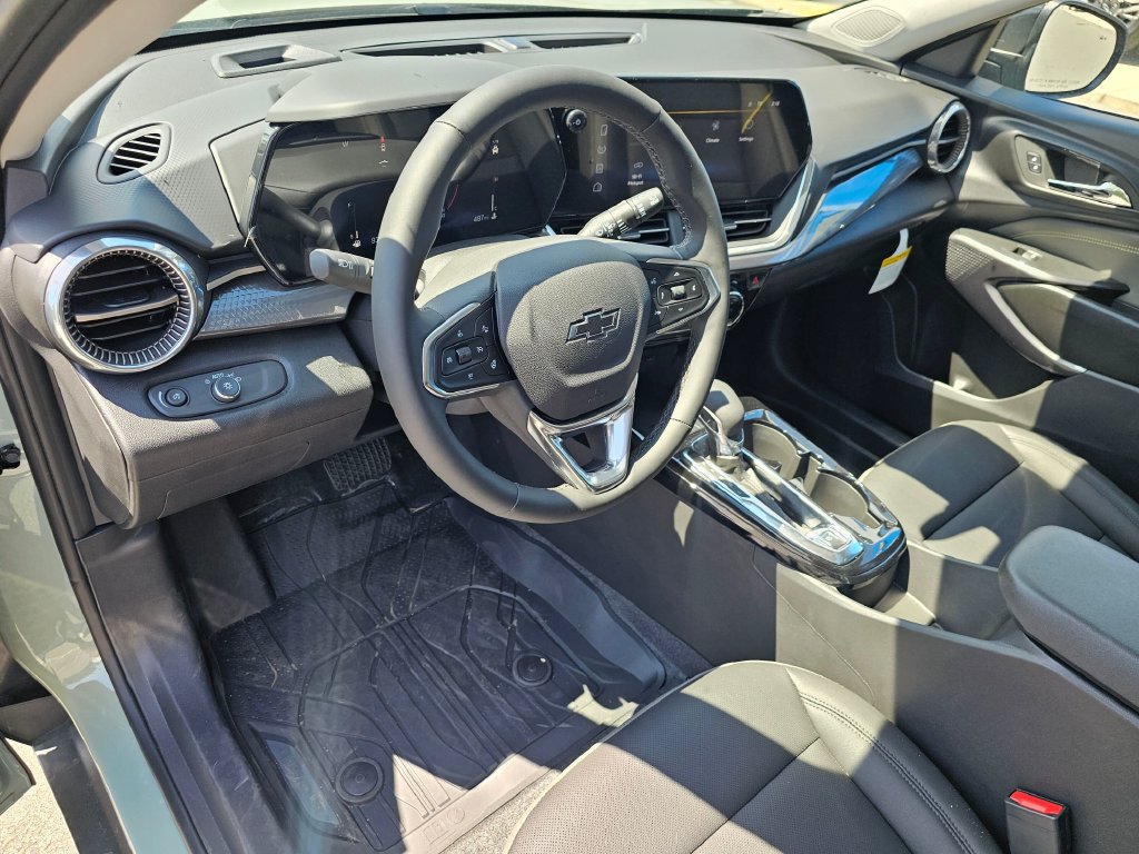 New 2026 Chevrolet Trax ACTIV w/ Sunroof Package FWD image 19