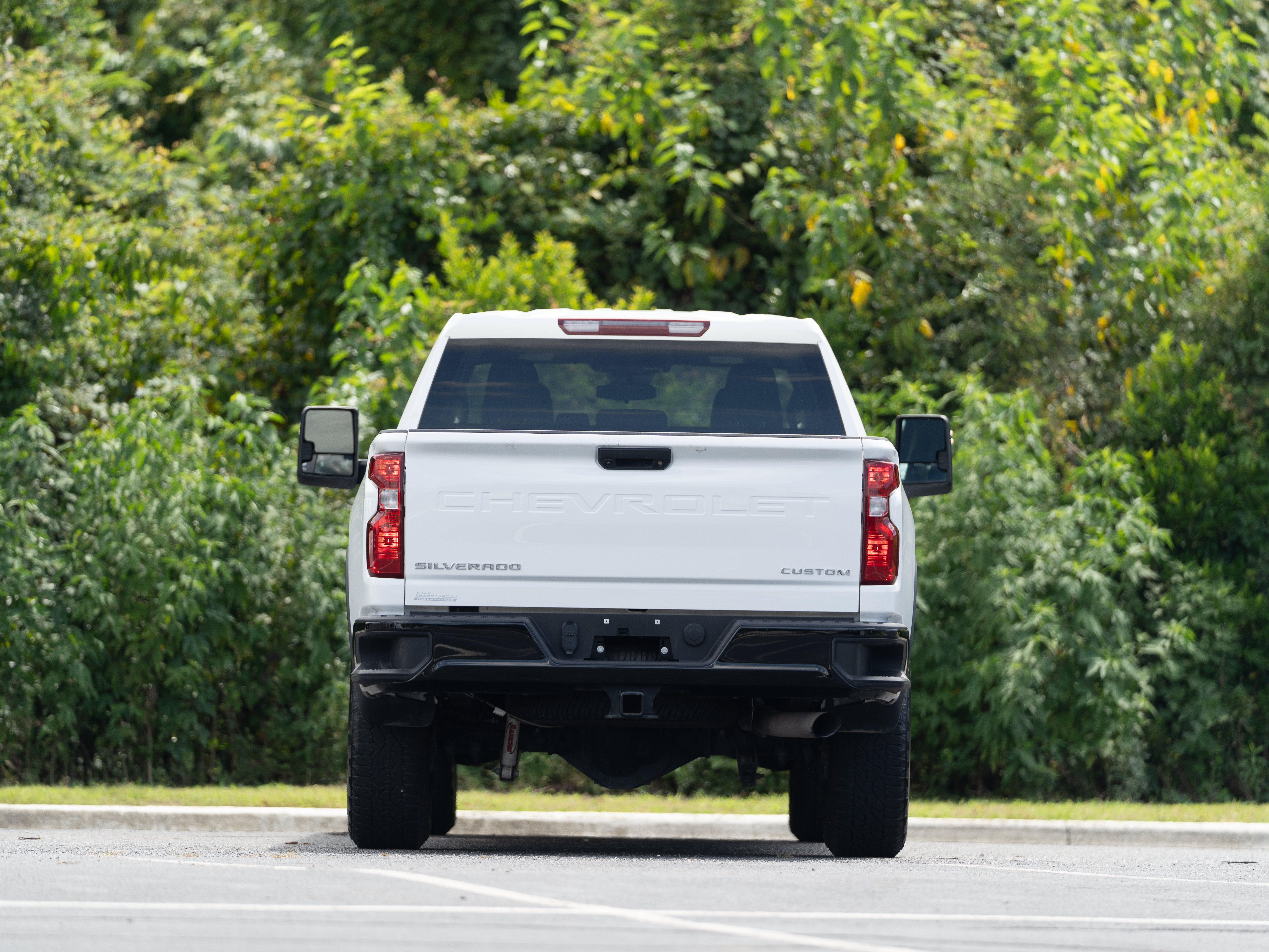 Used 2025 Chevrolet Silverado 2500 Custom w/ Z71 Off-Road Package AWD/4WD image 35