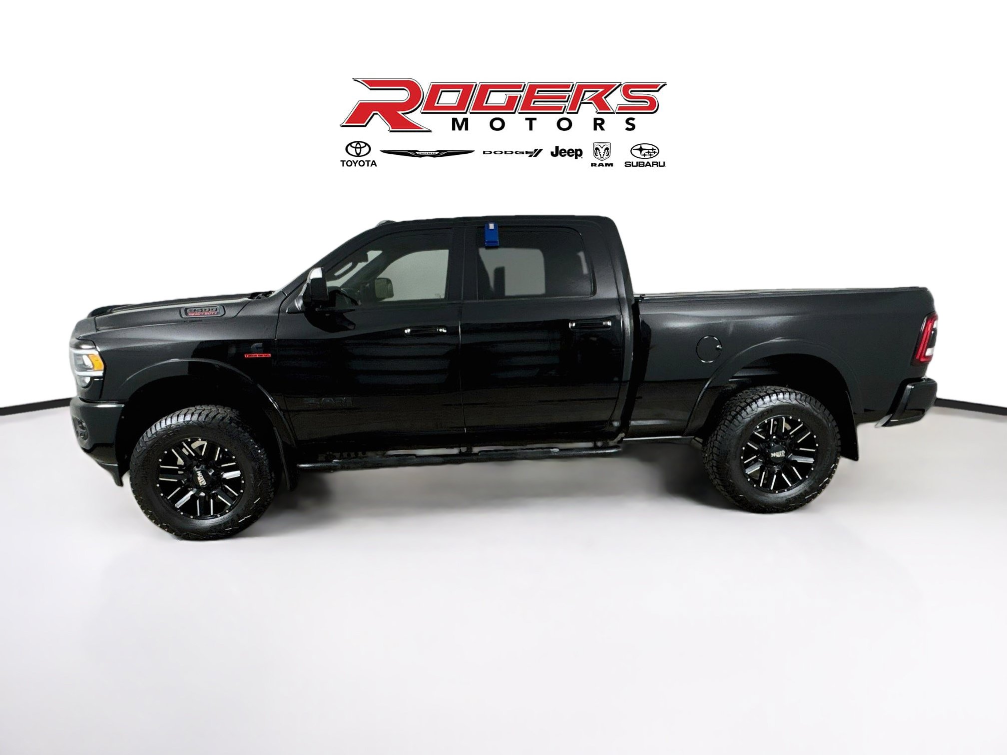 Used 2020 RAM 2500 Laramie w/ Night Edition AWD/4WD image 4