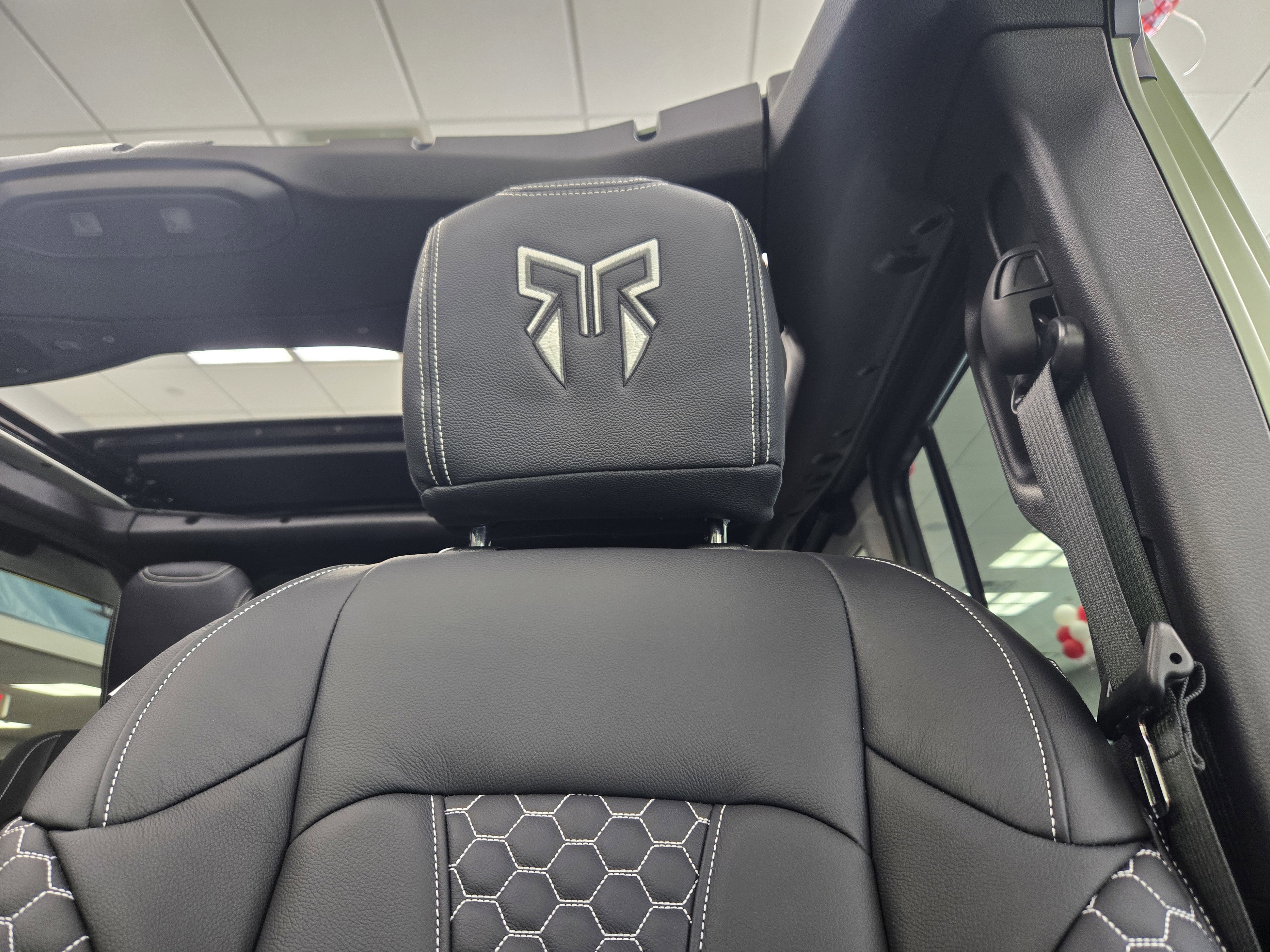 New 2025 Jeep Wrangler Unlimited Sport image 12