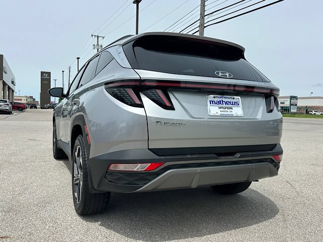 Used 2023 Hyundai Tucson Limited AWD/4WD image 4