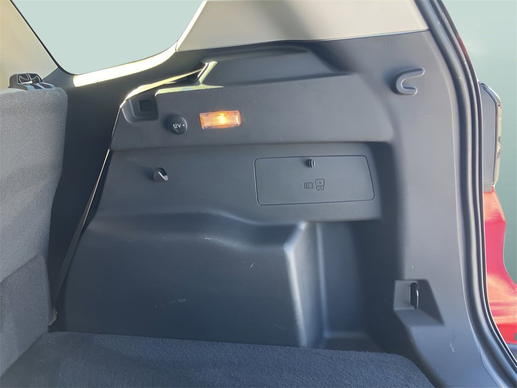 Used 2018 Ford Escape Titanium w/ Ford Safe & Smart Package image 38