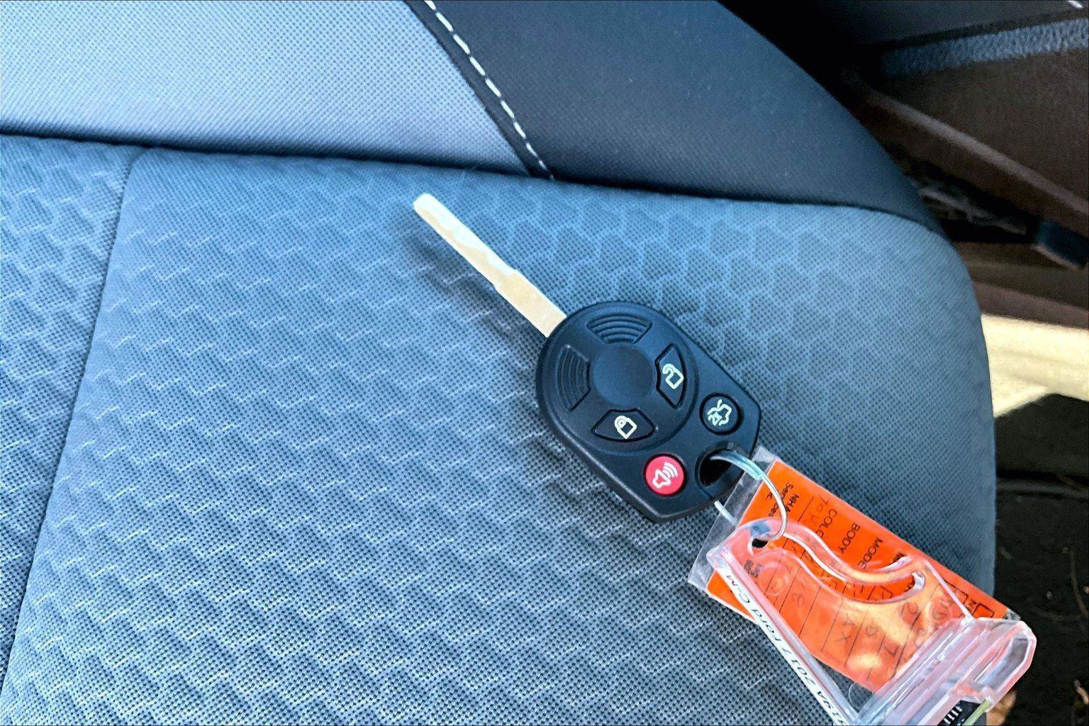 Used 2017 Ford C-MAX Energi SE w/ Equipment Group 401A image 10