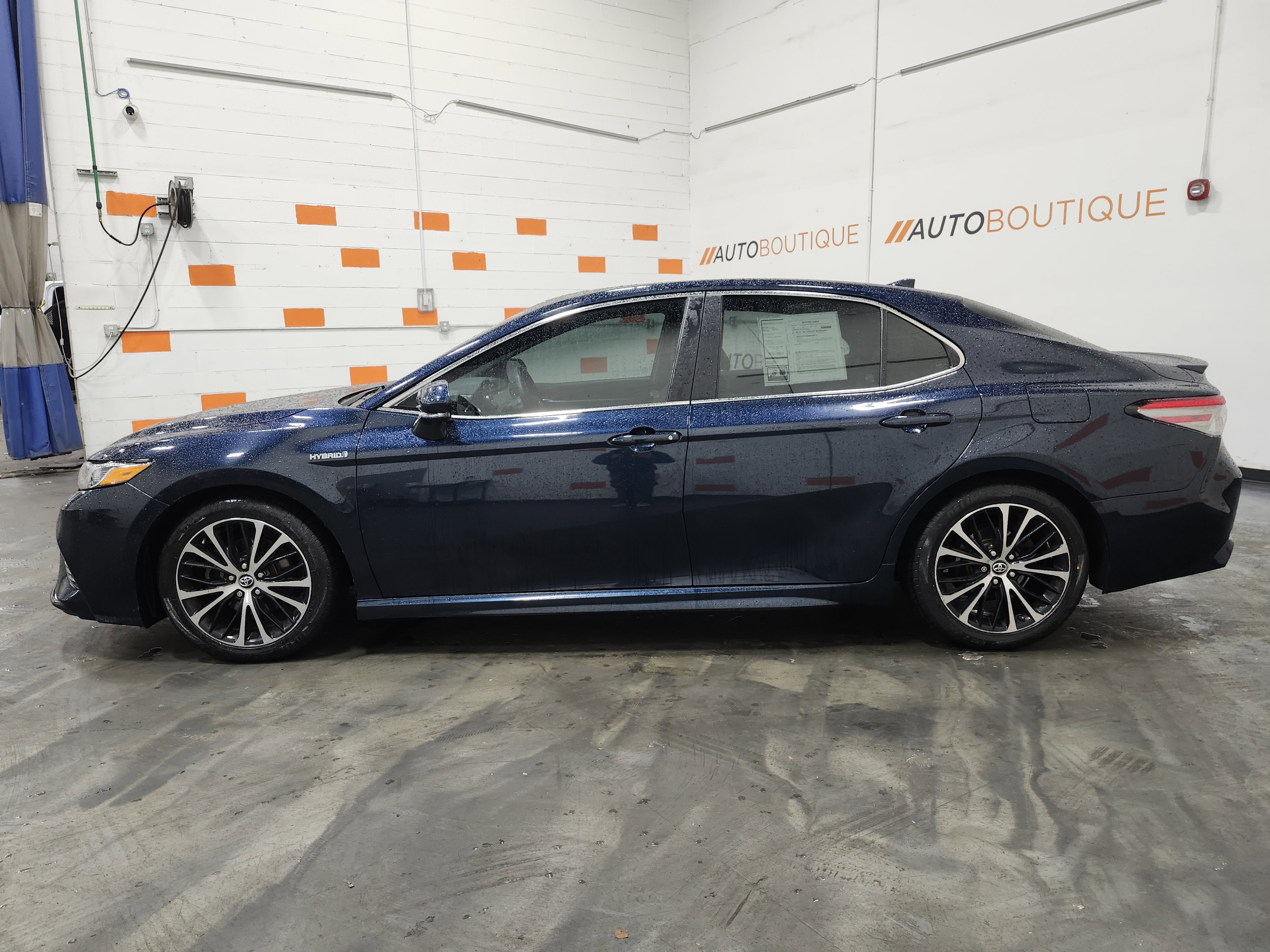 Used 2018 Toyota Camry SE w/ Audio Package image 16