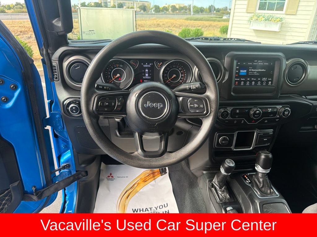 Used 2022 Jeep Gladiator Sport AWD/4WD image 12
