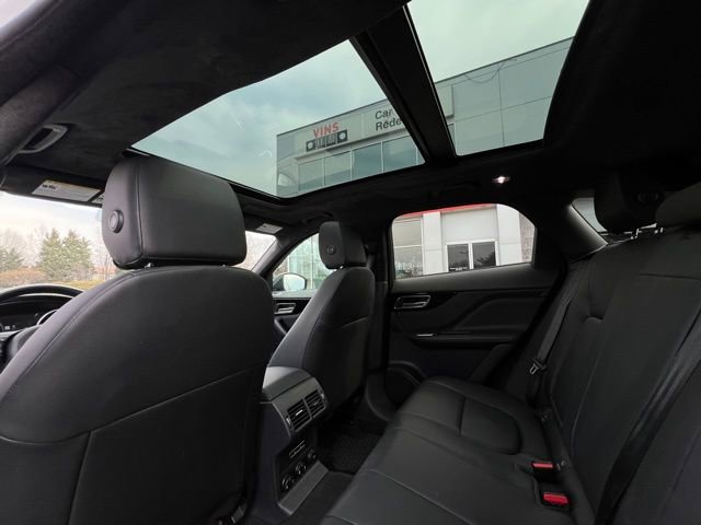 Used 2019 Jaguar F-PACE Premium image 5