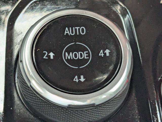 Used 2023 Chevrolet Colorado Z71 w/ Z71 Convenience Package 2 AWD/4WD image 22