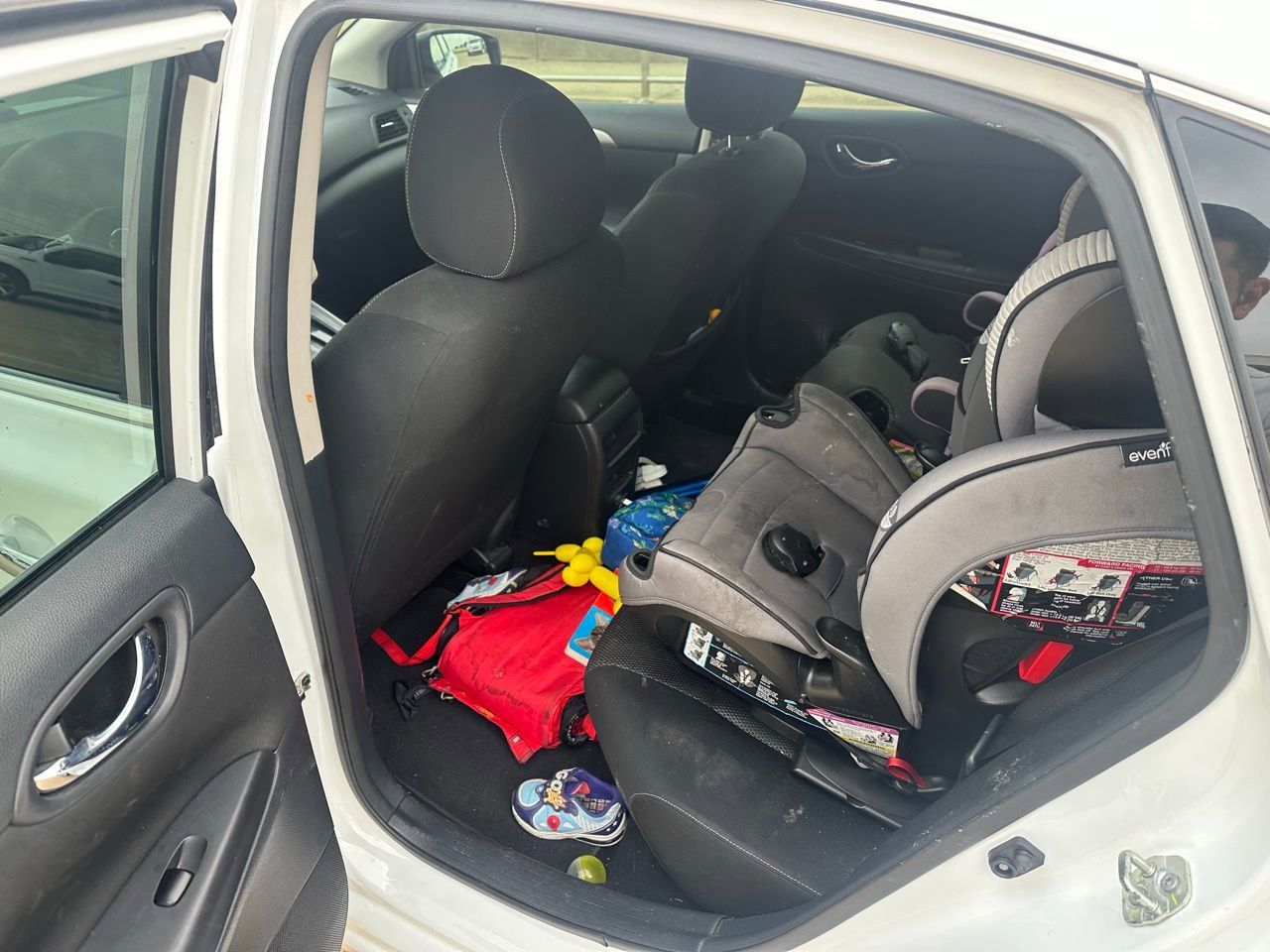 Used 2019 Nissan Sentra S image 8