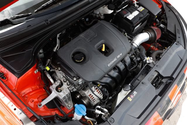 Used 2020 Hyundai Veloster 2.0 FWD image 45