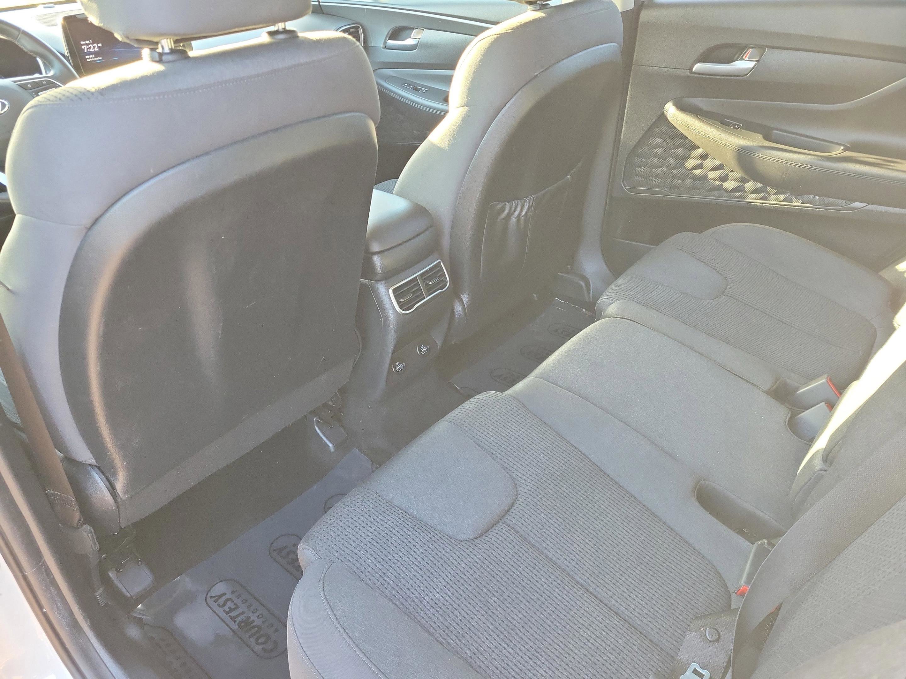 Certified 2023 Hyundai Santa Fe SEL image 12