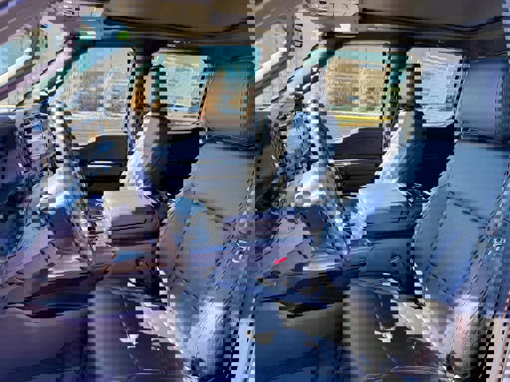 New 2026 Ford F150 Lariat w/ Equipment Group 502A High image 10