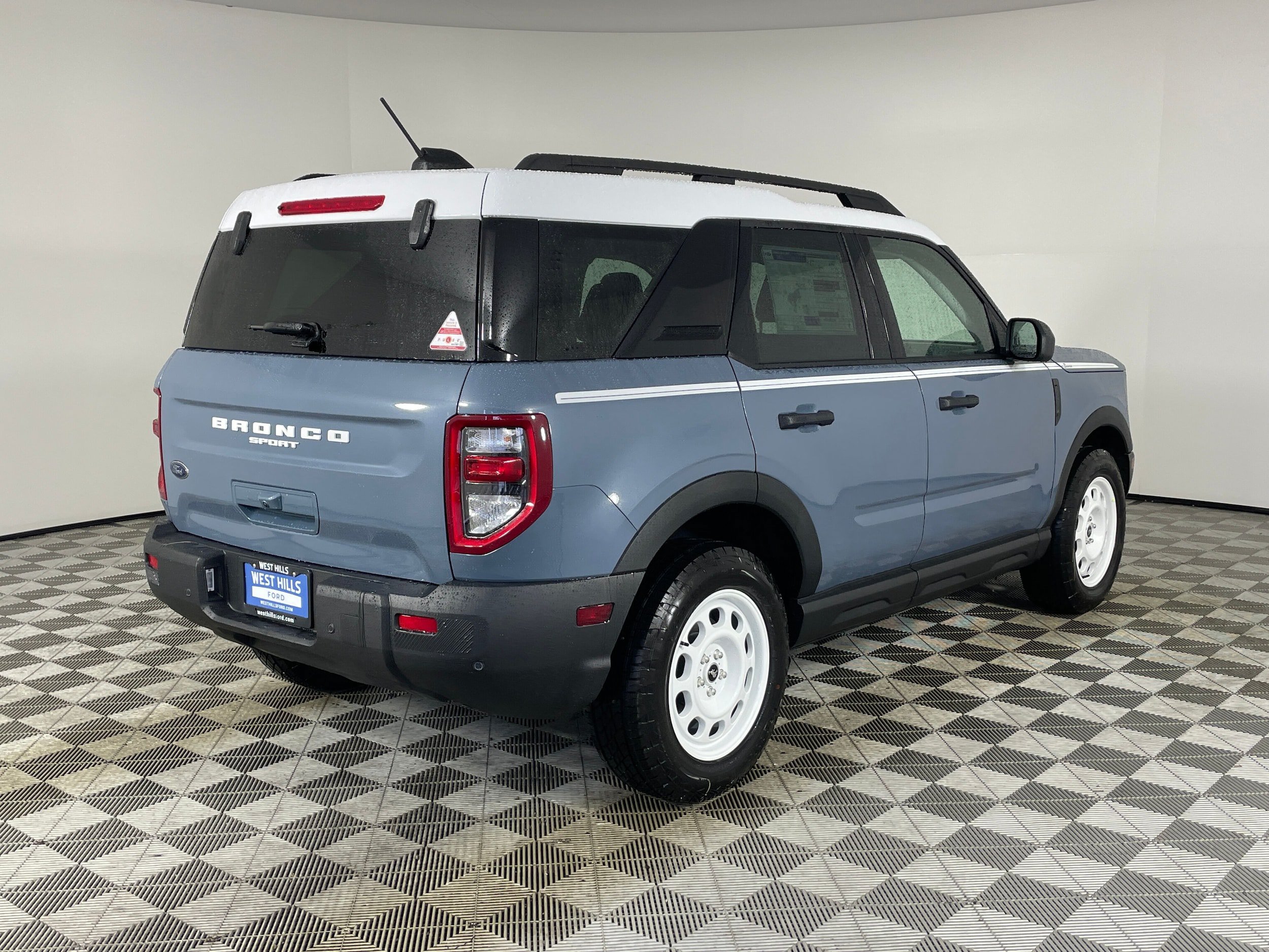New 2025 Ford Bronco Sport Heritage w/ Convenience Package AWD/4WD image 23