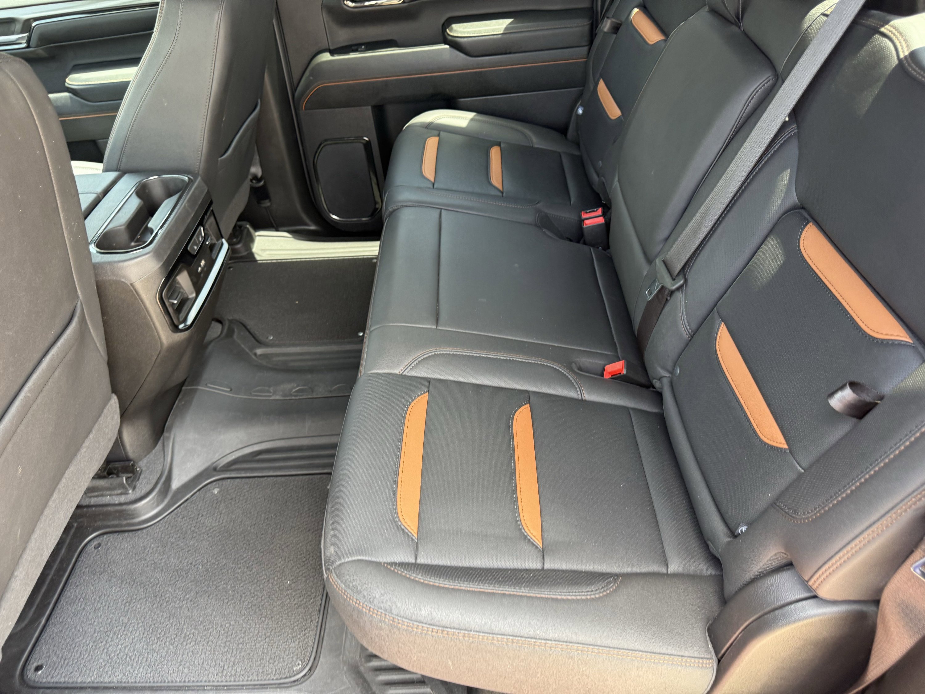 Used 2024 GMC Sierra 1500 AT4 AWD/4WD image 36