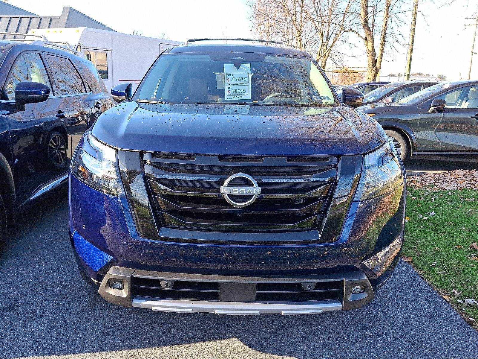 New 2025 Nissan Pathfinder Platinum video 2