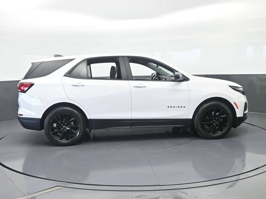 Used 2024 Chevrolet Equinox LS w/ Sport Edition FWD image 7