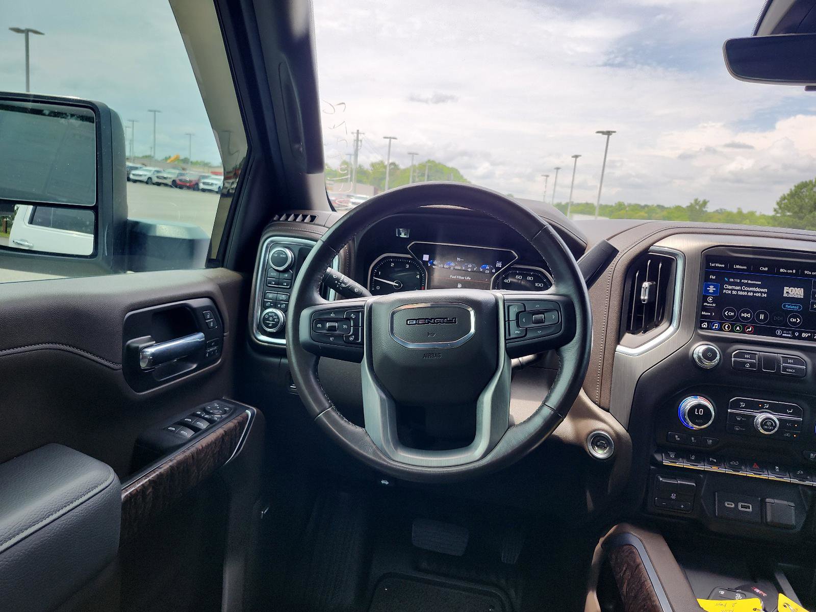 Used 2022 GMC Sierra 3500 Denali w/ Denali Ultimate Package AWD/4WD image 16