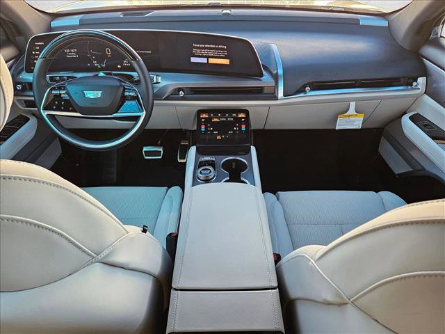 New 2026 Cadillac Vistiq Sport image 16