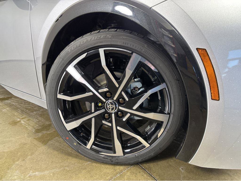 New 2026 Toyota Prius Plug-In Hybrid image 9