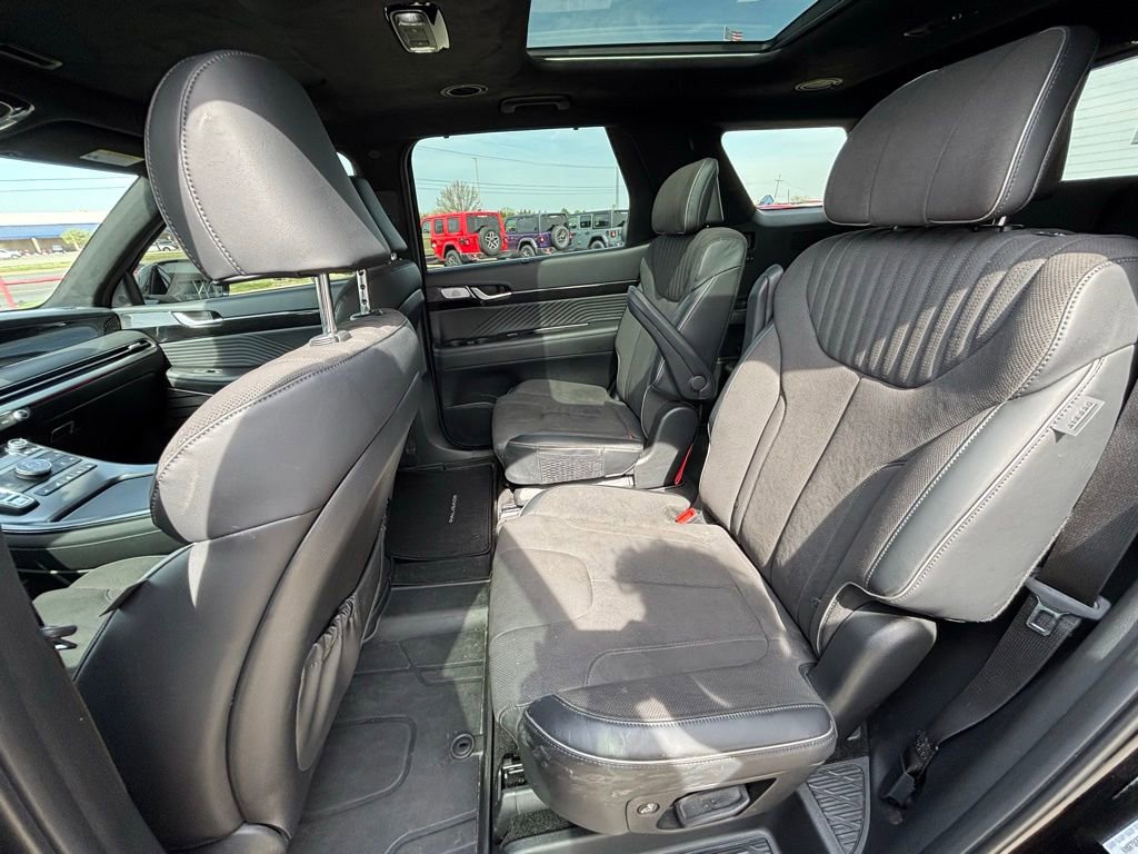 Used 2025 Hyundai Palisade Calligraphy image 15