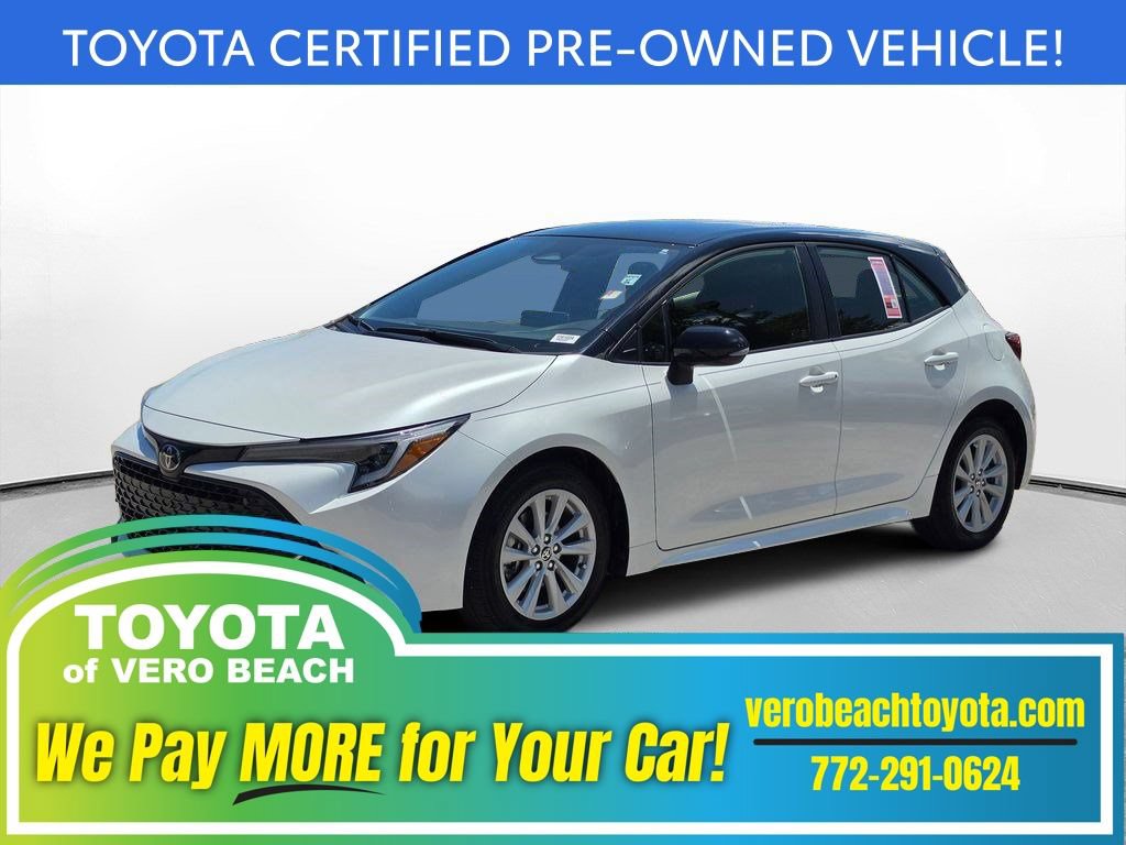 Certified 2025 Toyota Corolla SE w/ SE Package FWD image 1