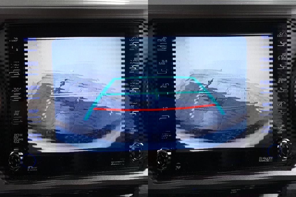 Used 2020 Toyota Tacoma SR5 image 17