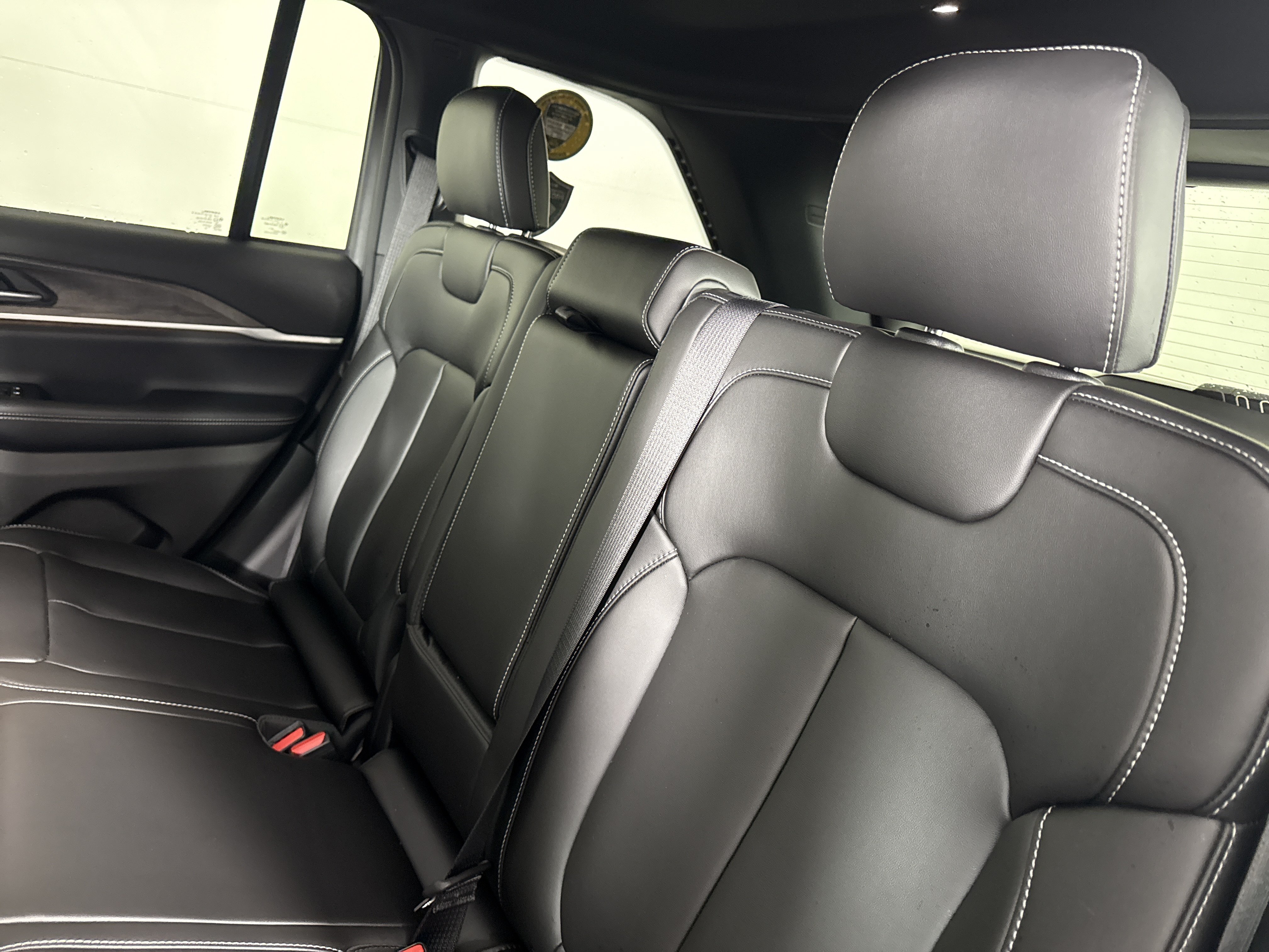 New 2025 Jeep Grand Cherokee Limited AWD/4WD image 13