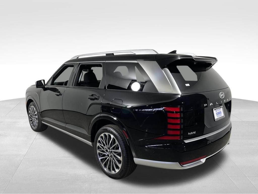 New 2026 Hyundai Palisade Calligraphy FWD image 3