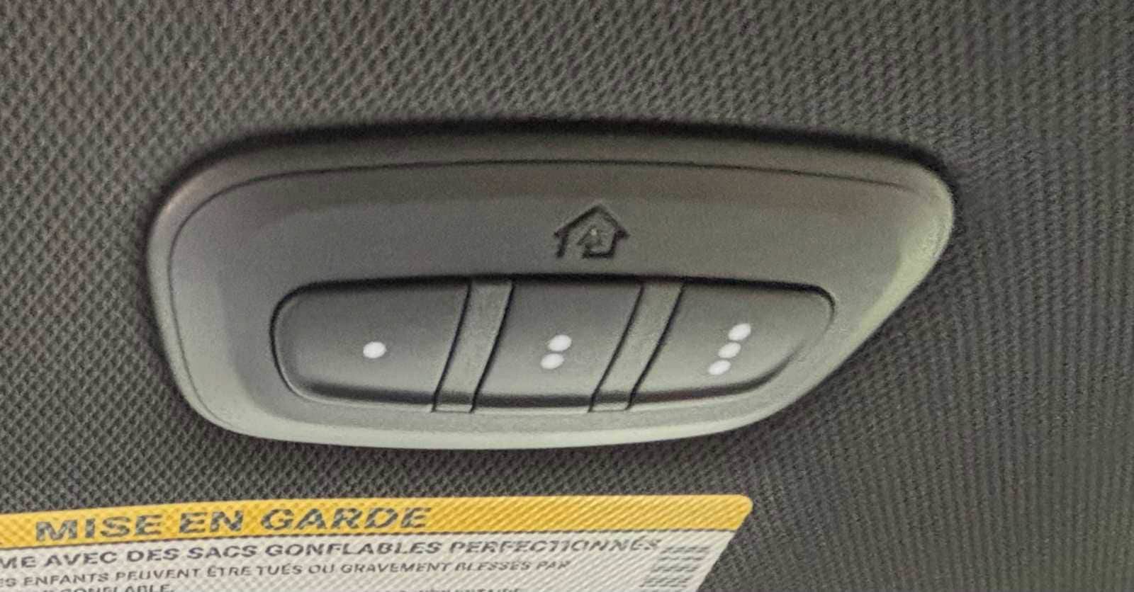 New 2026 Chrysler Pacifica Select FWD image 42