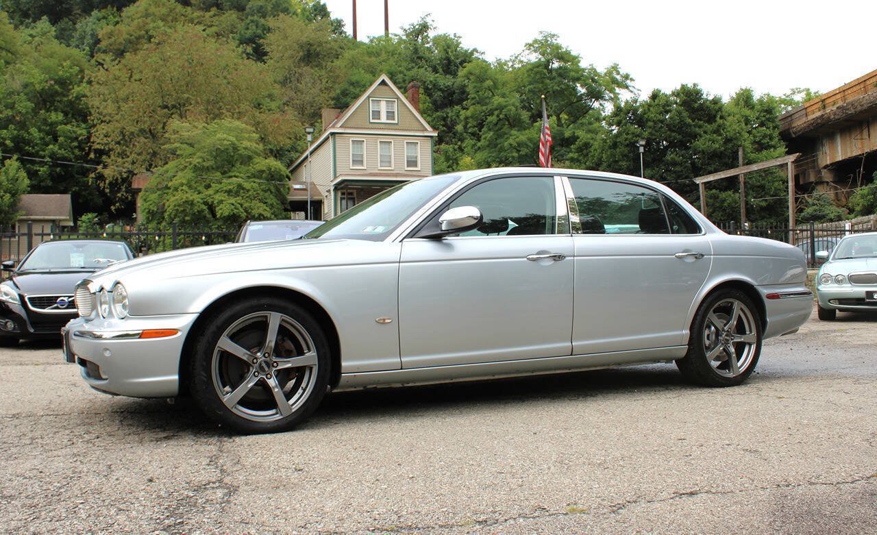 Used 2007 Jaguar XJ8 L RWD image 4