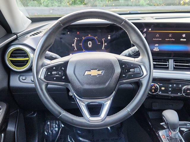 Used 2024 Chevrolet Trax LT w/ Driver Confidence Package FWD image 34