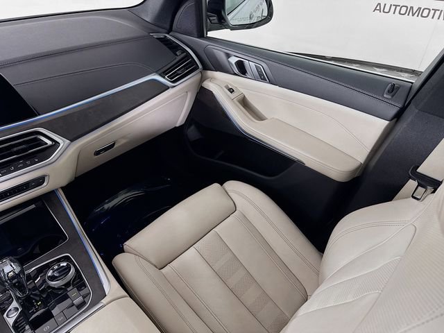Used 2022 BMW X5 xDrive45e w/ Executive Package AWD/4WD image 24