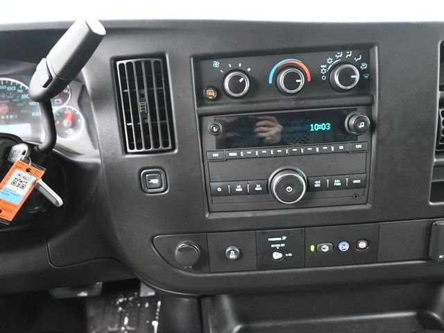 Used 2024 Chevrolet Express 3500 image 10