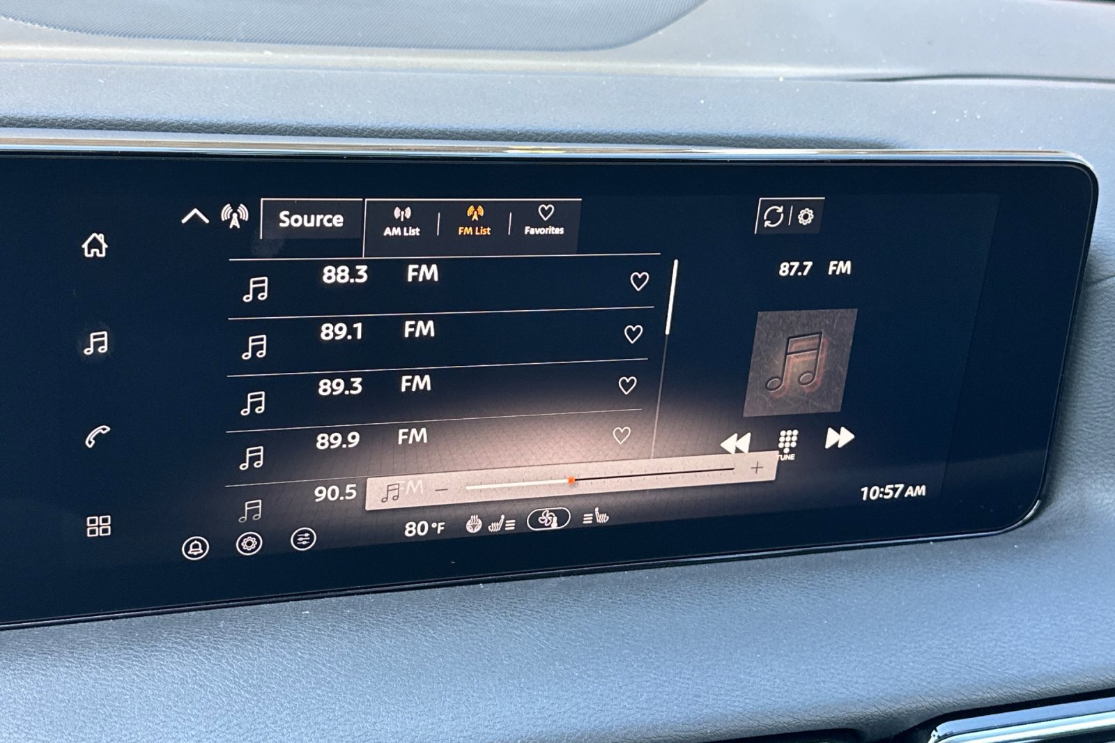 New 2026 Nissan Sentra SV w/ SV Convenience Package FWD image 17