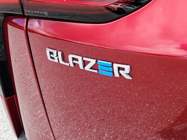 Used 2024 Chevrolet Blazer EV LT AWD/4WD image 29