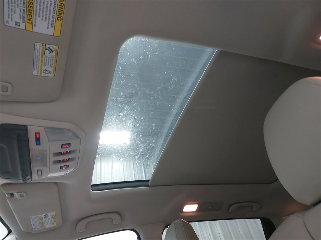 Used 2022 Subaru Ascent Limited w/ Technology Package image 64