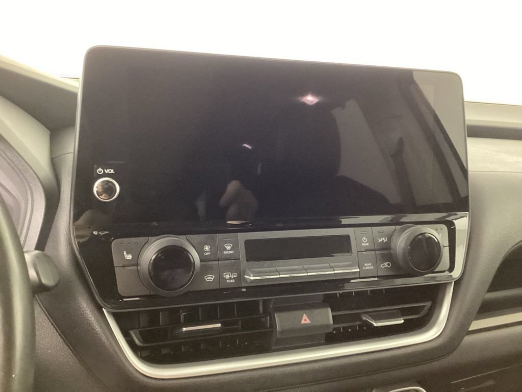 Used 2024 Toyota Grand Highlander AWD image 18