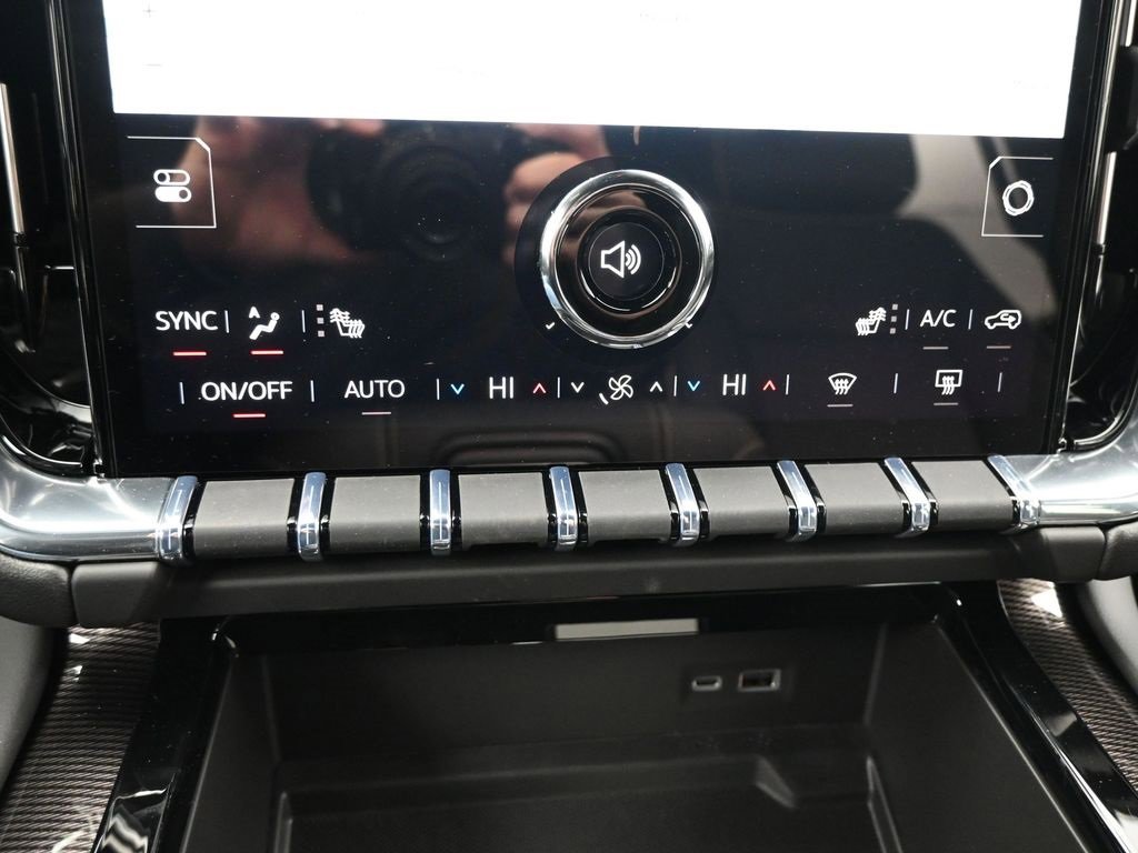 New 2026 GMC Yukon Elevation image 18