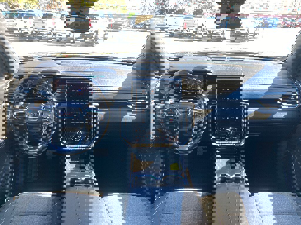 Used 2025 GMC Acadia Elevation image 31