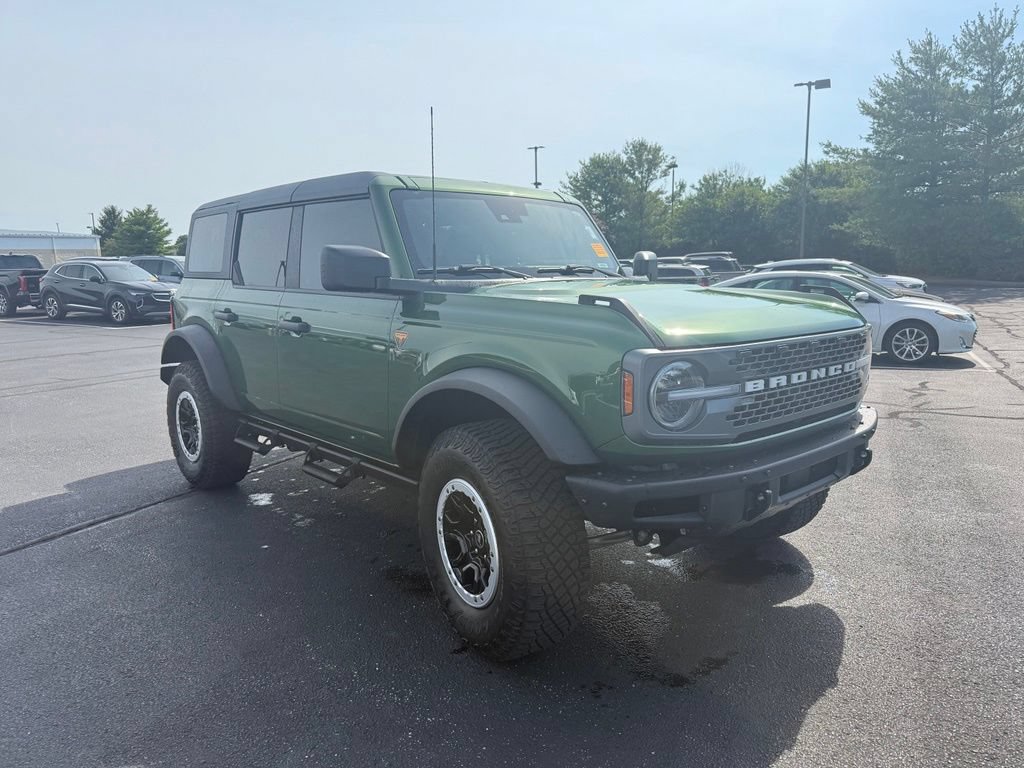 Used 2024 Ford Bronco Badlands w/ Sasquatch Package AWD/4WD image 9
