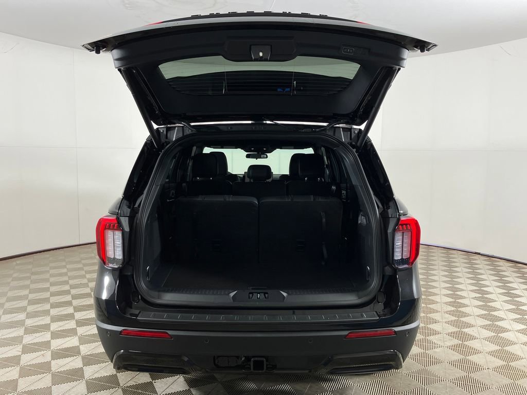 New 2026 Ford Explorer ST-Line image 26