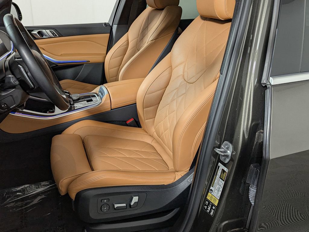 Certified 2023 BMW X5 xDrive40i w/ Premium Package AWD/4WD image 19