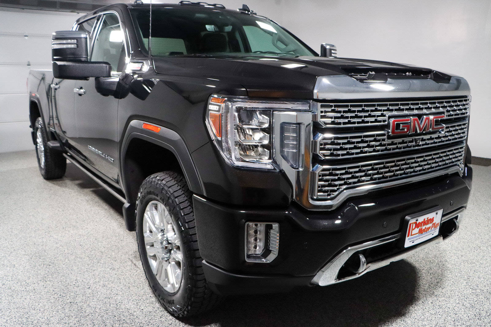 Used 2023 GMC Sierra 2500 Denali w/ Denali Ultimate Package image 5