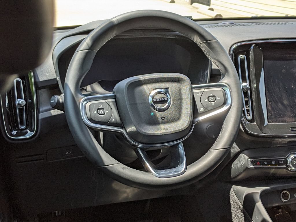 Certified 2023 Volvo C40 P8 Recharge Ultimate AWD/4WD image 14