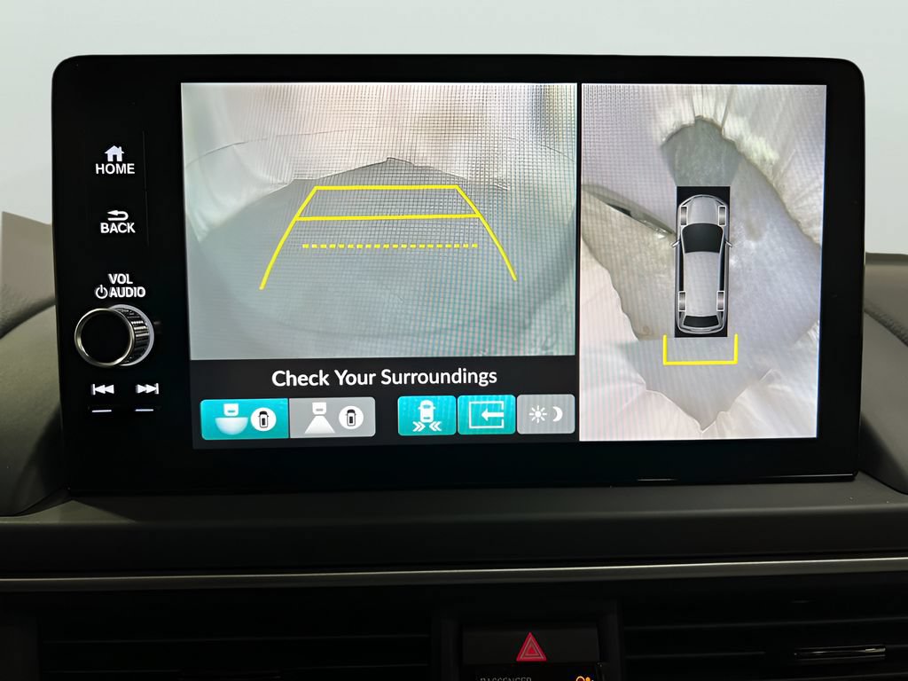 Used 2025 Honda Pilot Elite image 30
