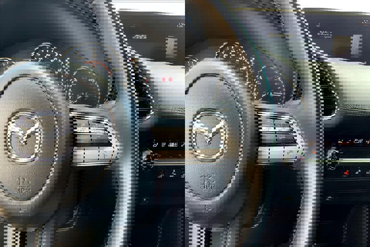 Used 2021 MAZDA MAZDA3 s image 24