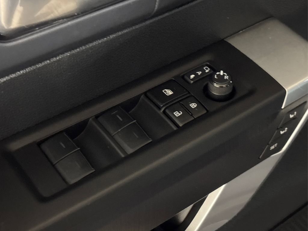 Used 2023 Toyota Sequoia Platinum image 38