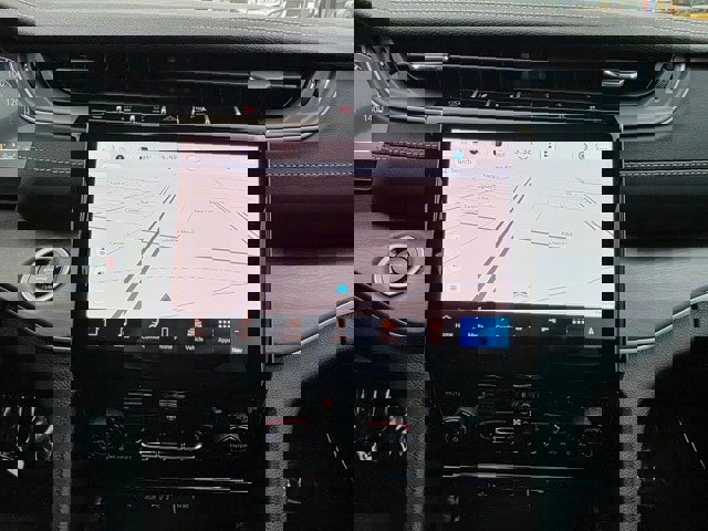 New 2025 Jeep Grand Cherokee L Limited w/ Trailer Tow Package image 17